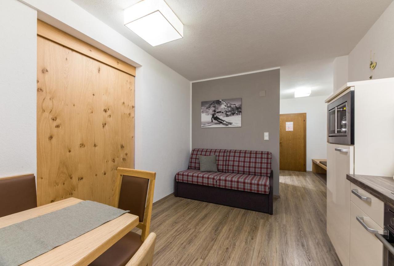 BIRKENHOF - Premium Apart&Suites Lermoos Exterior foto